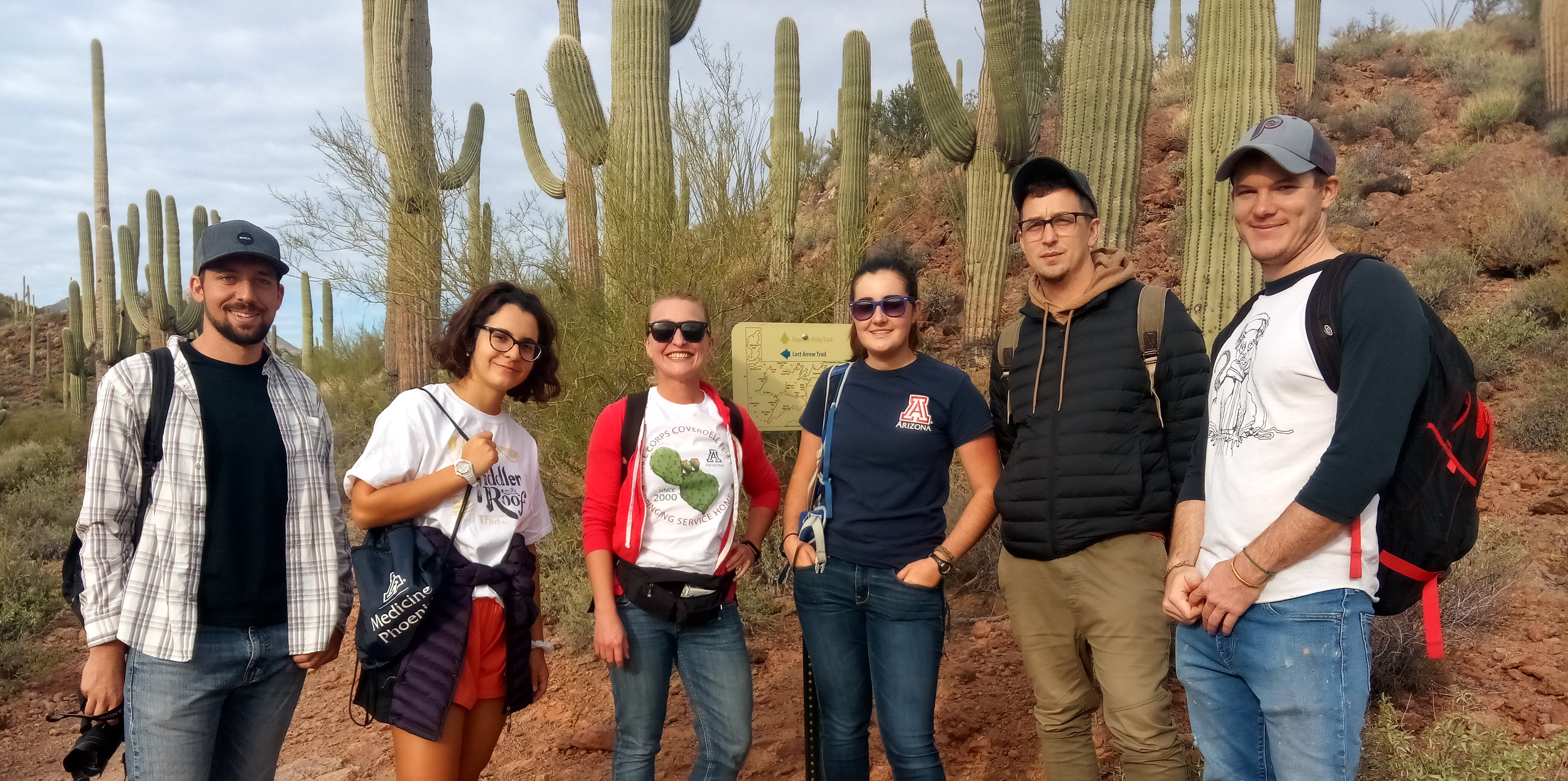 UArizona Peace Corps Prep students and Coverdell fellows go for a hike at Sweetwater trail 2019